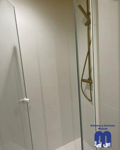 Reforma de baño completo en Gijón