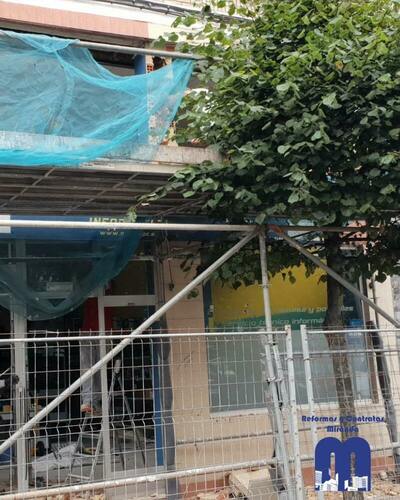 Reforma del local comercial de la tienda de informática MundoPC de Gijón