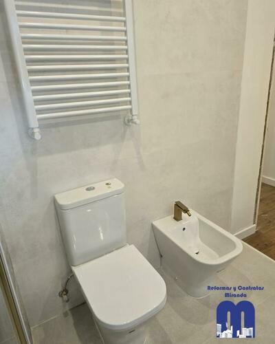 Reforma integral de un piso ubicado en Luanco