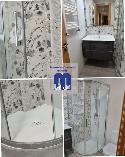 Reforma de baño con estilo floral y toques contemporáneos