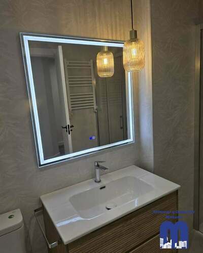 Reforma integral de piso con cocina moderna y baños renovados en Gijón