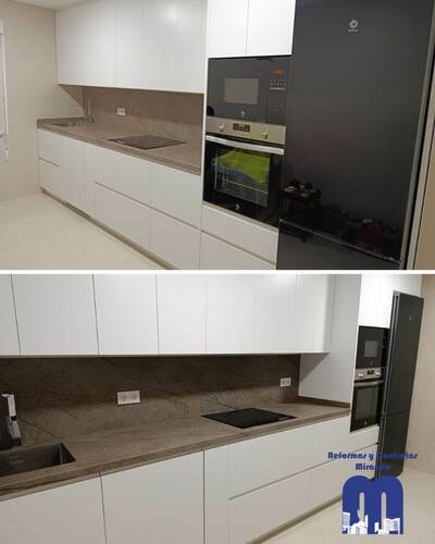 Reforma Integral de Cocina – Elegancia en Blanco y Piedra Nebula Brown Reforma Integral de Cocina – Elegancia en Blanco y Piedra Nebula Brown